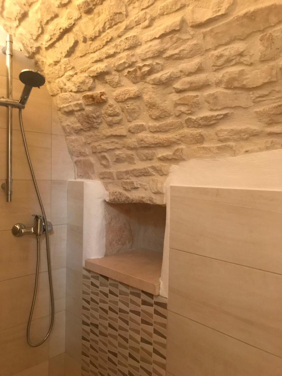 A Due Passi Dal Centro - Trullo Daire Alberobello Dış mekan fotoğraf
